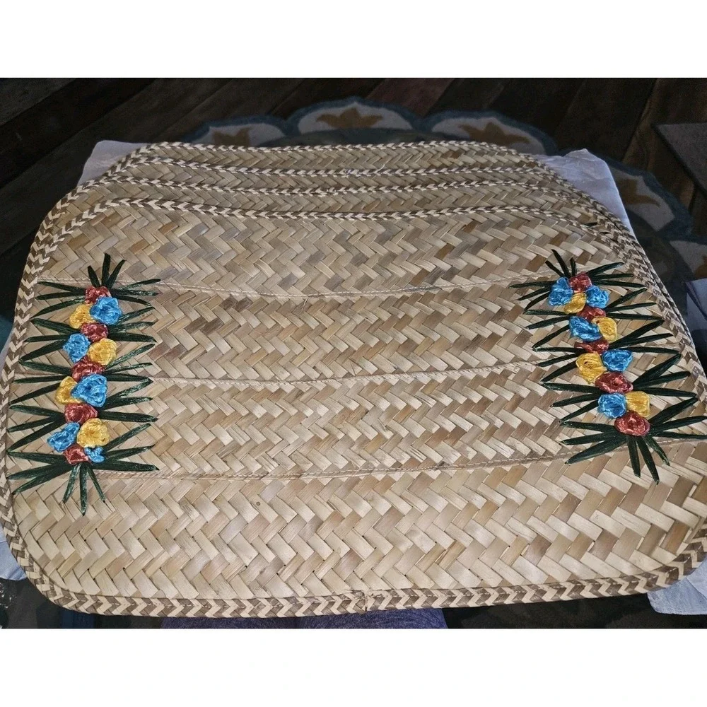 Set Of 4 VTG 70s Woven Floral Wicker Rattan Oval Placemats Boho‎ Beachy Cottage